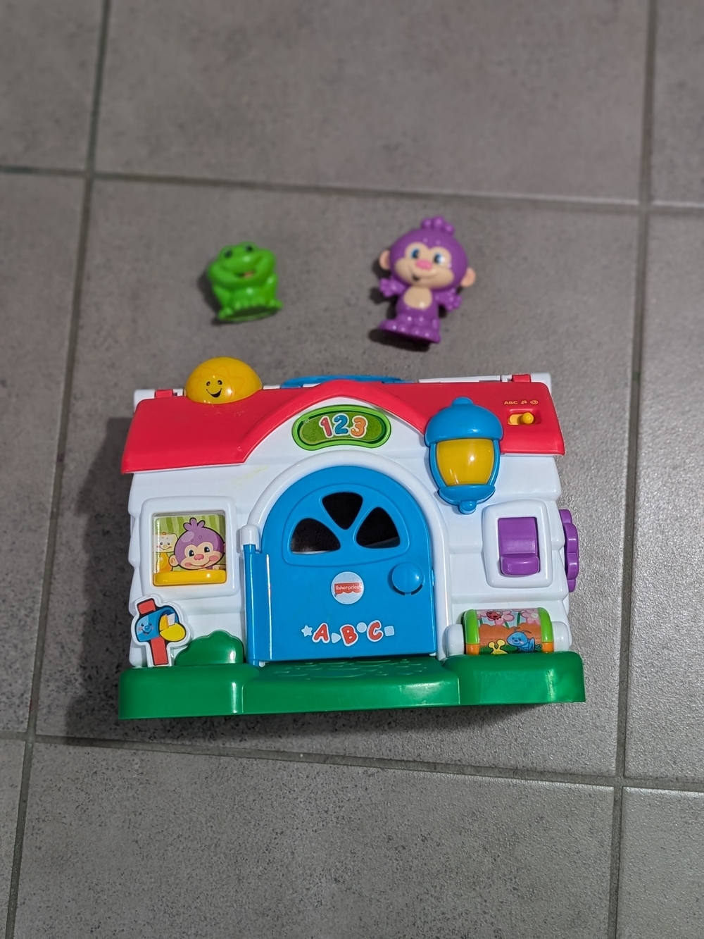 Fisher-Price Laugh & Learn Puppy's Activity Home